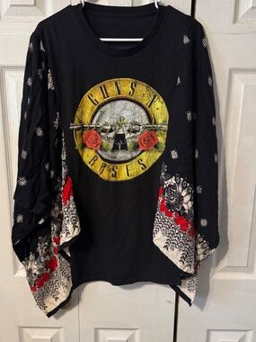 Guns N Roses Upcycled Graphic T-Shirt with Flowy Printed Sleeves - OSFM